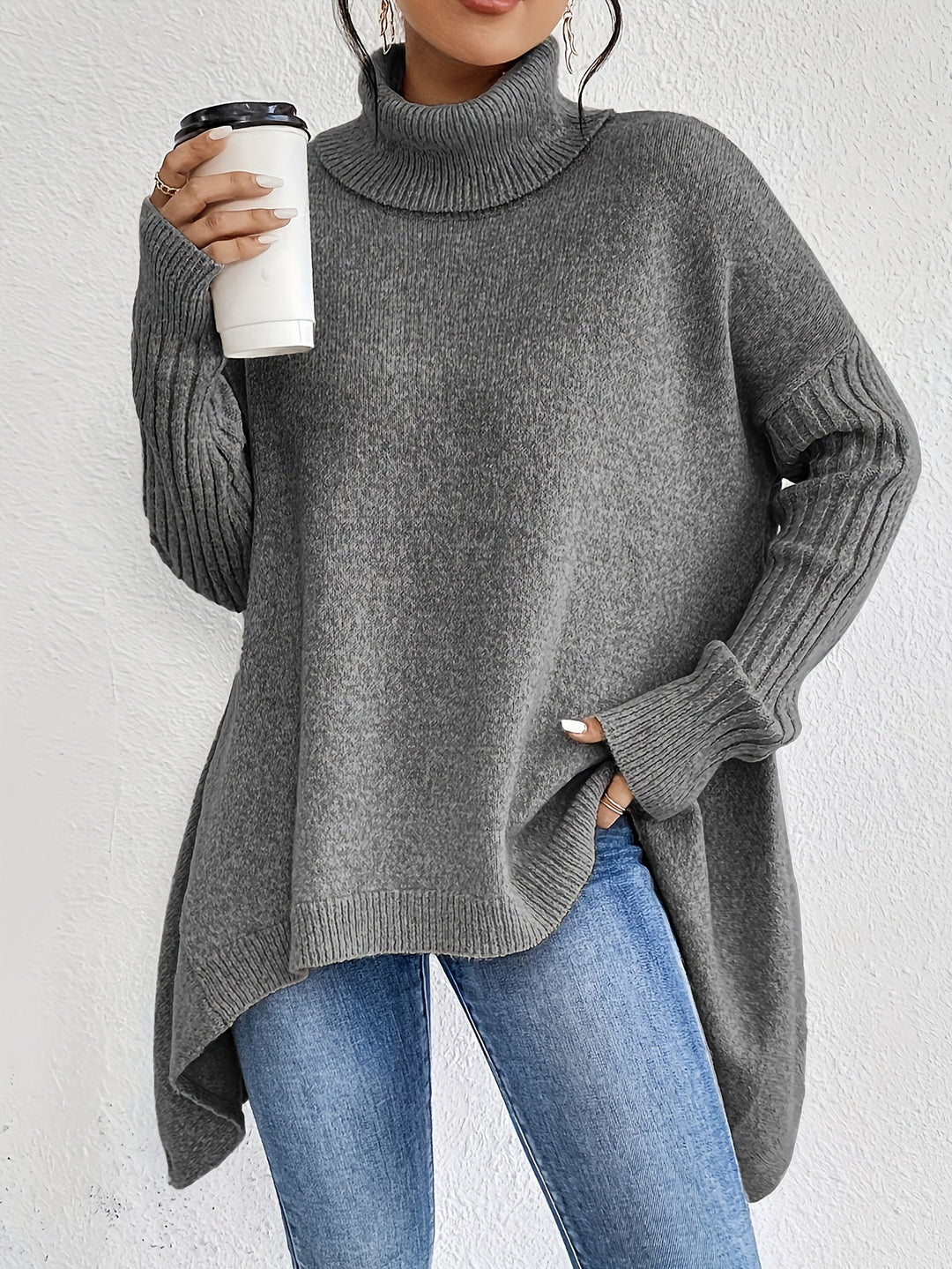 Léïna™ – The Soft & Relaxed Turtleneck Sweater