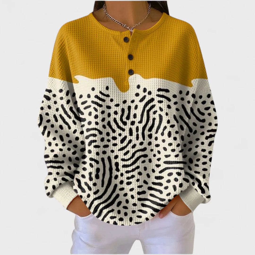 Liv – Yellow and white animal-print sweater