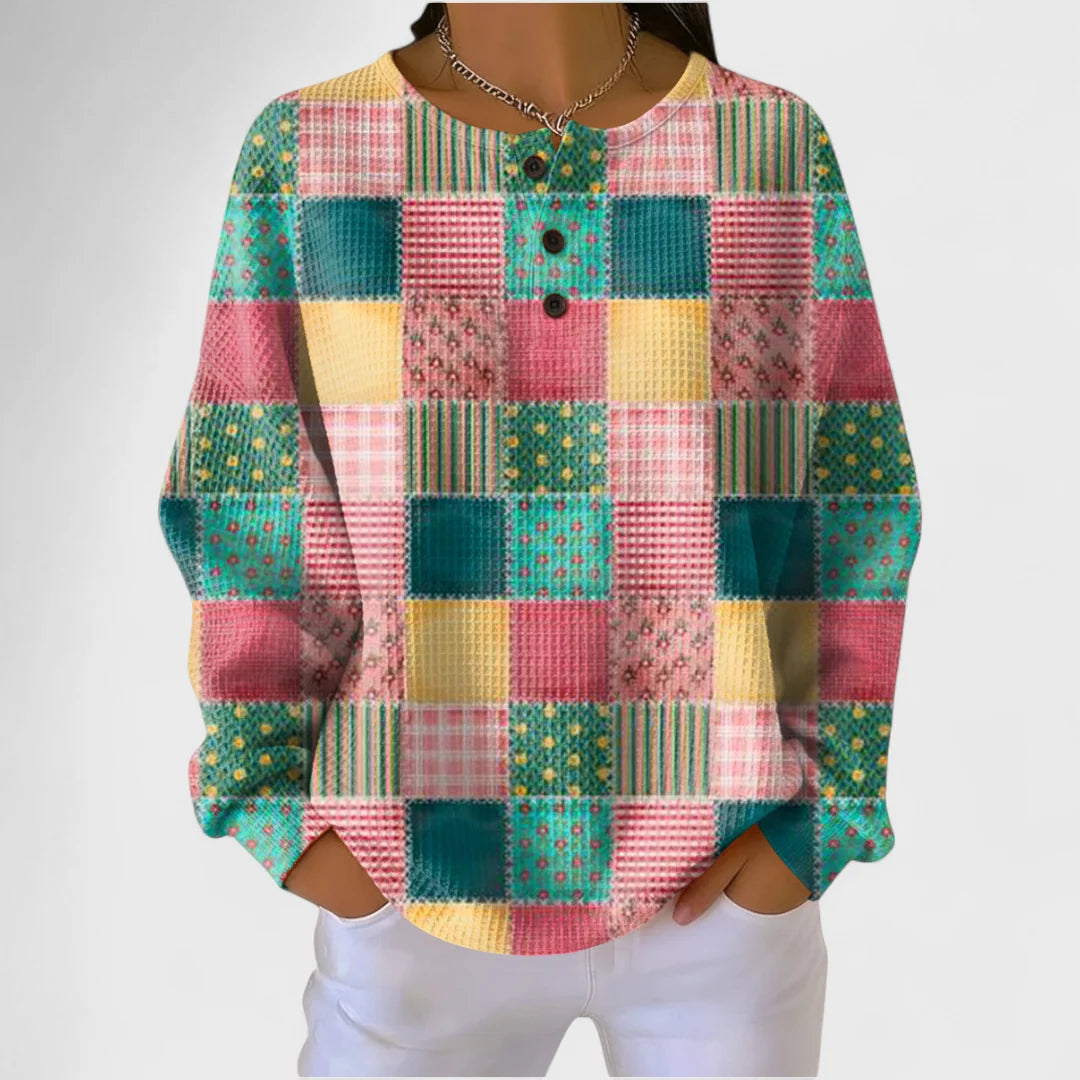 Agnes – Sweater with a colorful patchwork pattern