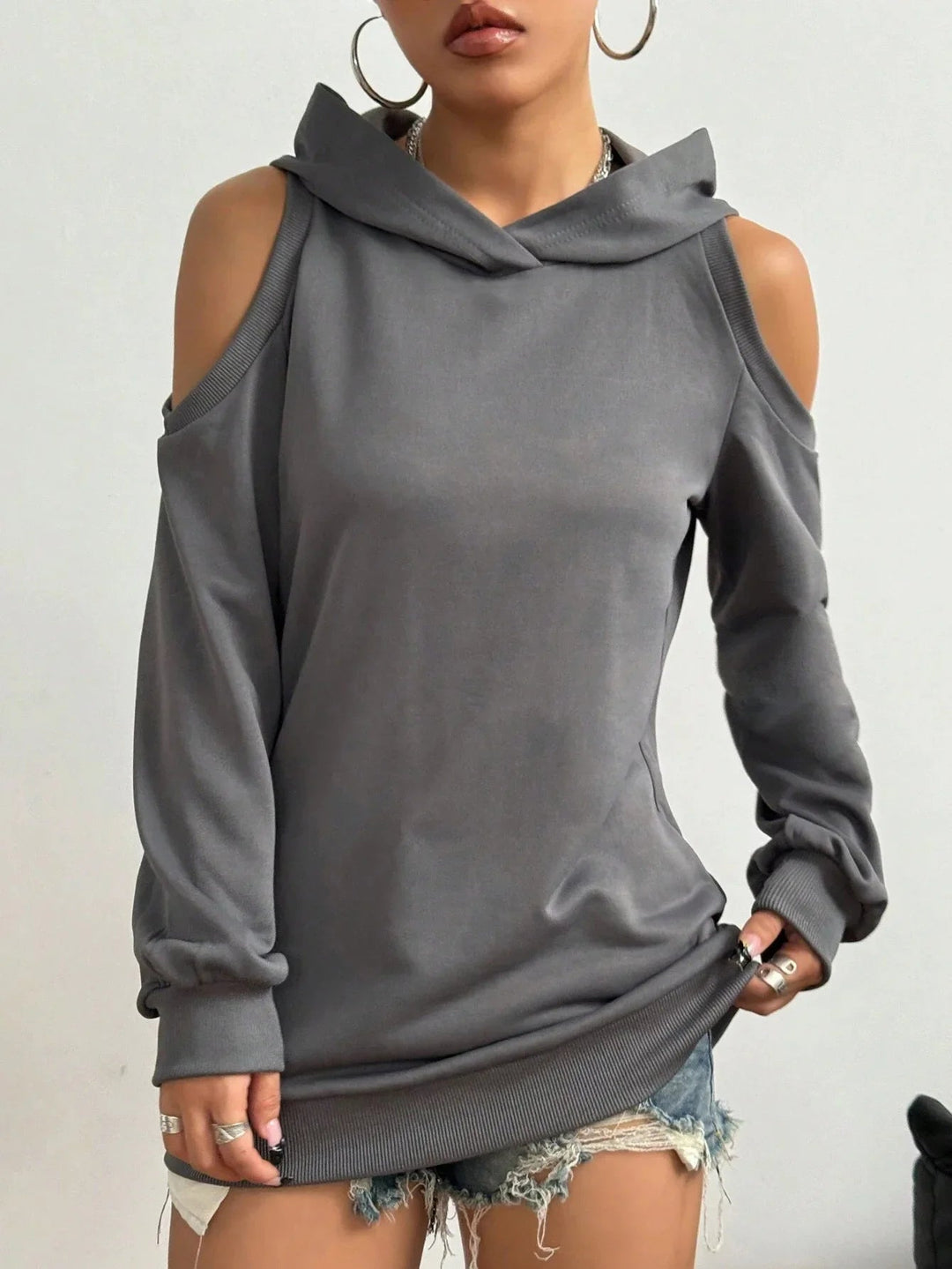 Camélia™ — Elegant Sweater with Open-Knit Shoulders
