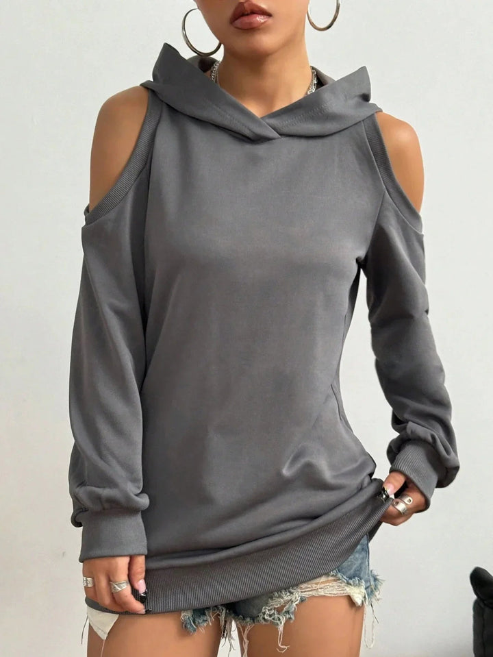 Camélia™ — Elegant Sweater with Open-Knit Shoulders