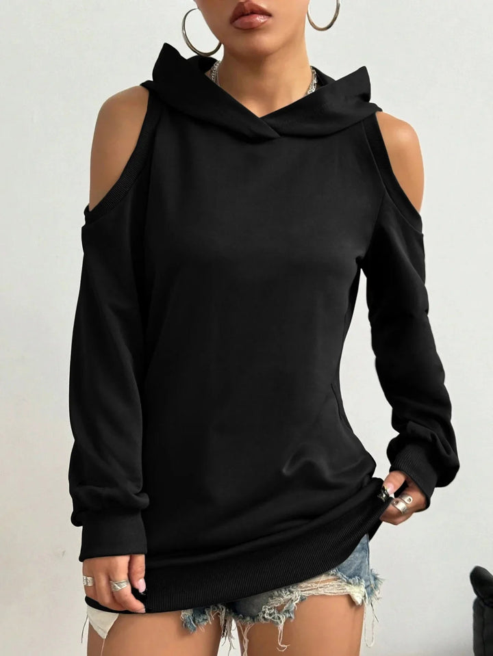 Camélia™ — Elegant Sweater with Open-Knit Shoulders